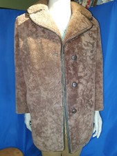 Beautiful Vintage HeaTona Leather Trim Shearling Coat / Jacket Chocolate Brown