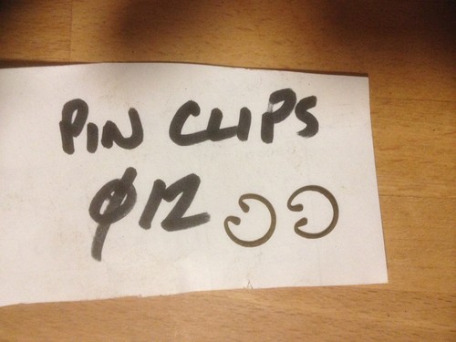 Piston pin circlip - x,