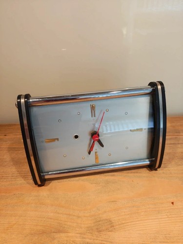 Clock desk mantel vintage