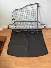 Travall- Ford Focus Estate Dog Guard, Divider & Boot Liner Protector (2014-2018)