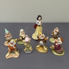 ROYAL DOULTON DISNEY FIGURINES SNOW WHITE AND THE SEVEN DWARFS - FULL SET. (B56)