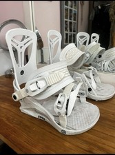 Union Rosa Snowboard Bindings in white size Medium VGC