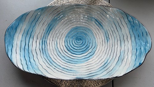 Blue and white serving - white,