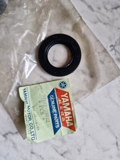 yamaha dt1 rd250a/b rd350a/b rd400 xs500 xs650 tx750  xs4 wheel seal nos genuine
