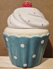 Vintage World Market 10.5" Cupcake Cookie Jar Ceramic With Strawberry Top Lid