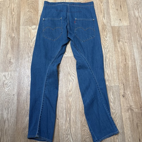 Levis red engineered twist - levis,