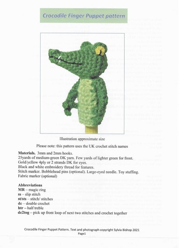 Crocodile finger puppet