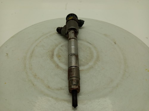 Vauxhall vivaro fuel injector - vivaro,