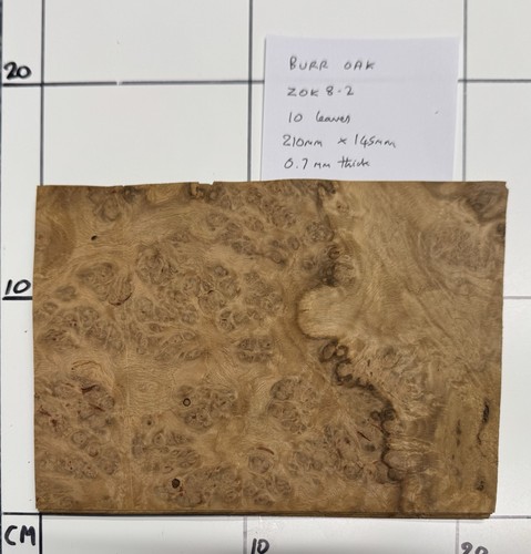 Burr oak veneer sheets - burr, veneer.