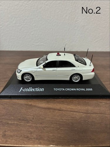 Crown white police car - white,