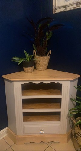 Solid pine stand - pine,