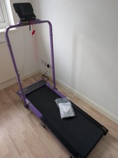 Treadmill folding motorised