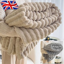 Large Ribbed Faux Fur Warm
