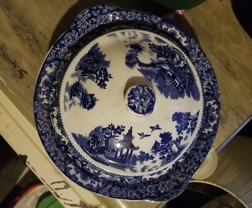 Olde alton ware tureen - alton,