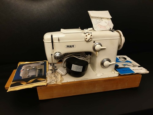 Pfaff 260 261 sewing machine - 261,