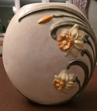 Porcelain daffodil vase 28 - porcelain,