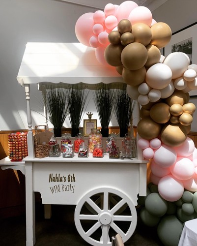 Traditional wooden candy cart - traditional,