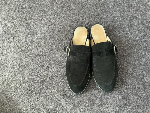 Russell bromley slip on - &,