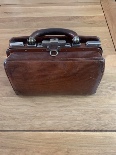 Gladstone antique vintage - gladstone,