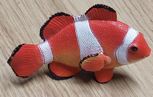Clown fish sealife model - fish,