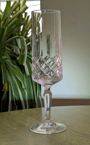 Crystal champagne flutes 150ml