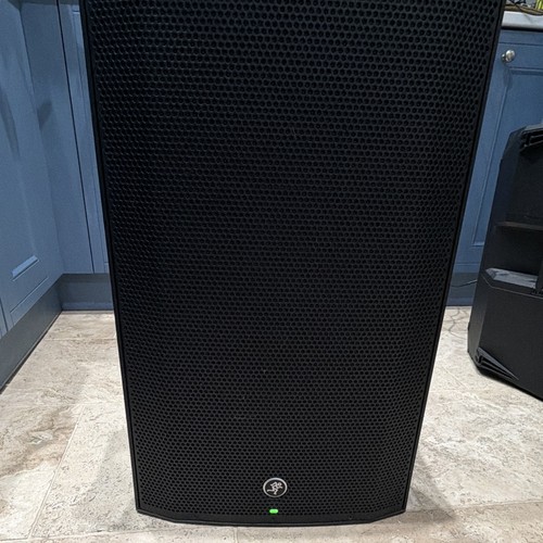 Pair mackie thump15bst 1300w - pair,