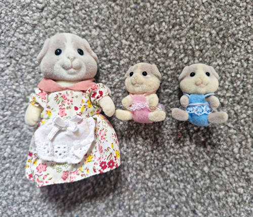 Sylvanian family pettyfur - sylvanian,