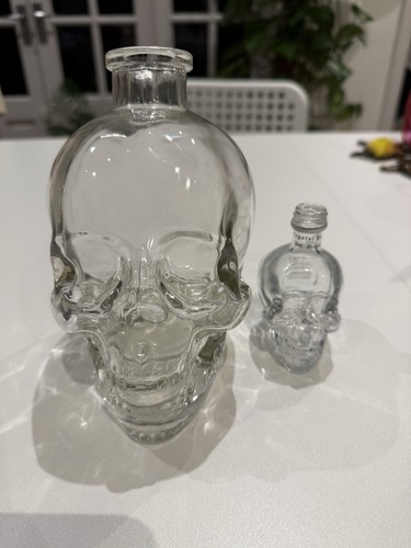Pair crystal head vodka - head,