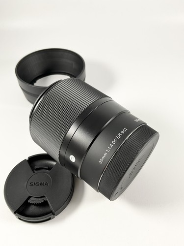 Sigma 30mm dc dn - dc,