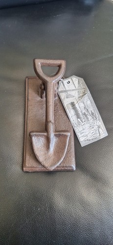Cast iron spade - cast,