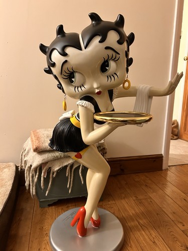 3ft betty boop waitress - betty, waitress/shot