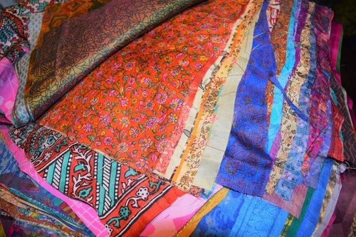 100g lot silk - vintage, sari
