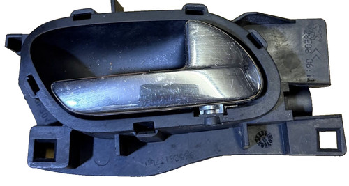 Citroen 2008 door handle - citroen, c4