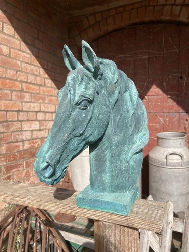 Metal cast iron - metal,