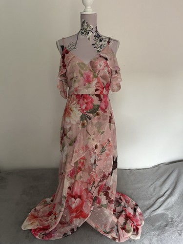 Bnwt lipsy london pink floral - london,