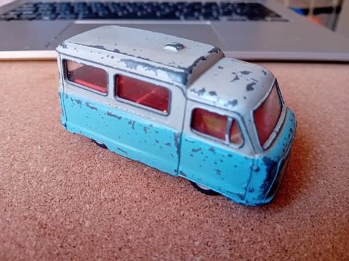 Dinky toys standard - toys, atlas