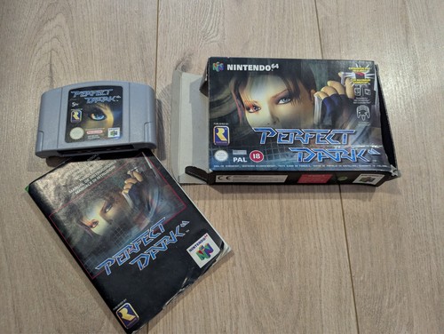 Perfect dark game boxed - perfect,