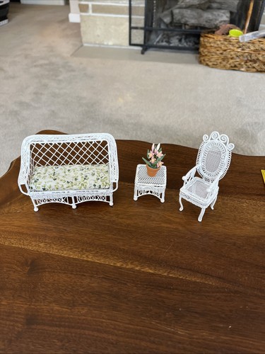 Dolls house miniature artisan - dolls,