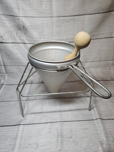 Vtg aluminum sieve strainer - strainer, w
