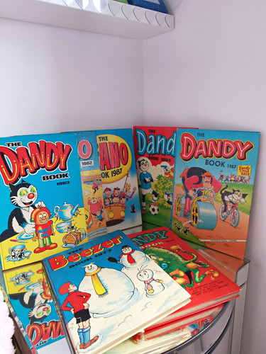 The dandy - beezer, annual
