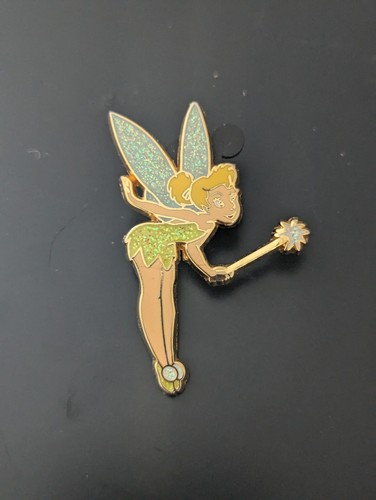 Disney tinkerbell pin badge - tinkerbell,
