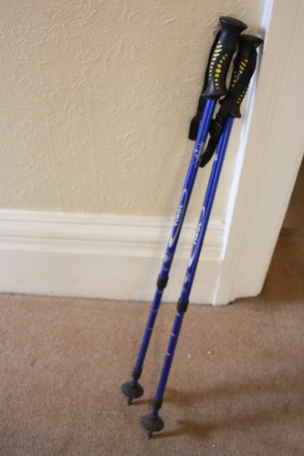 Tirol trekking poles pair