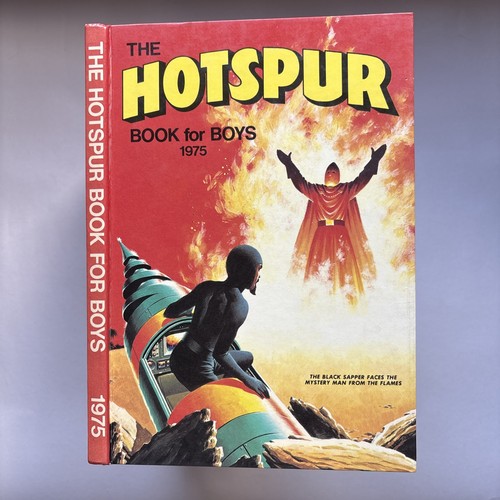 Hotspur book for boys 1975 - book,
