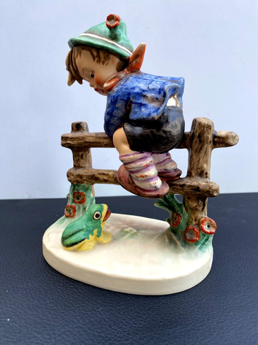 Hummel goebel figurine - goebel,