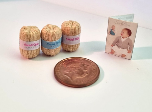 Dolls house miniature 12 - miniature, 1:12