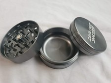 Large 3 Piece -  Santa Cruz Shredder - No sieve - Matt Grey