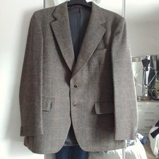 VINTAGE ALL PURE NEW WOOL