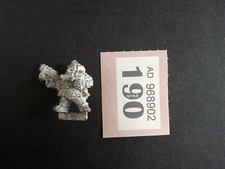 Iron Claw Squats Shalbar  1988