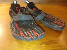 Fila Skele-Toes EZ Slide Shoes Barefoot Running Men's Black & Red 12M 
