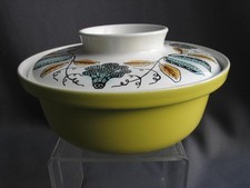 Poole pottery Lucullus Peapod